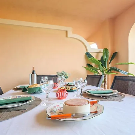 Dona Lucia Lägenhet Estepona